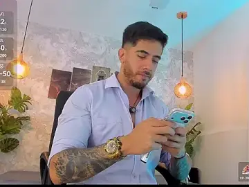 Stripchat Live Sex Cam of Nate_franco