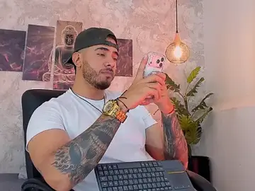 Stripchat Live Sex Cam of Nate_franco