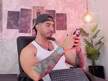 Stripchat Live Sex Cam of Nate_franco
