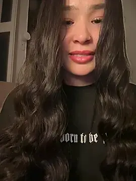 Stripchat Sex Cam of bella_parisi