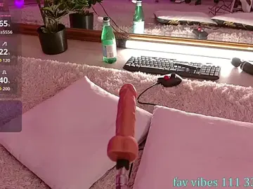 Stripchat Live Sex Cam of CutiePie69__