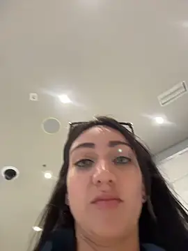 Stripchat Sex Cam of Ninabigtitied