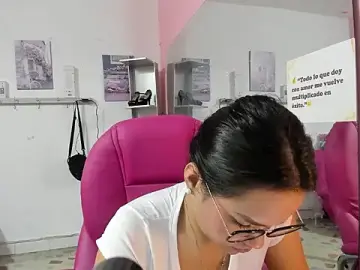 Stripchat Free Live Porn of CAMILA--REY