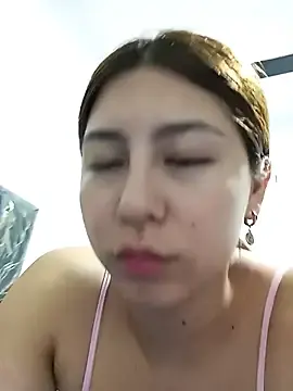 Stripchat Watch Live Sex Cams of Sara_Brownx