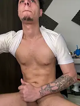 Stripchat Watch Live Sex Cams of bigryann23