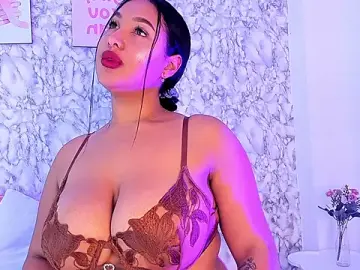 Stripchat Adult Video Chat of _karenestrada