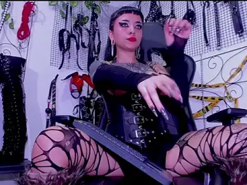 Stripchat Live Sex Cam of Agatha_BDSM