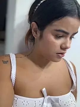 Stripchat Watch Live Sex Cams of Kaily_Sweet16