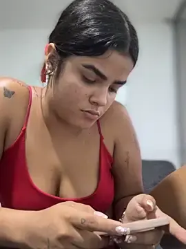 Stripchat Live Sex Cam of Kaily_Sweet16