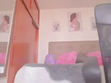 Stripchat Free Porn Cam of Miley_Baker