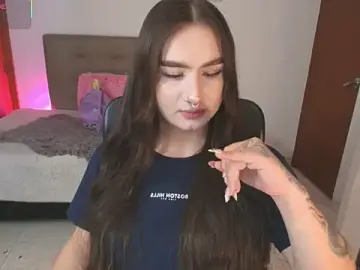 Stripchat Free Porn Cam of Miley_Baker