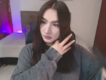 Stripchat Free Porn Cam of Miley_Baker
