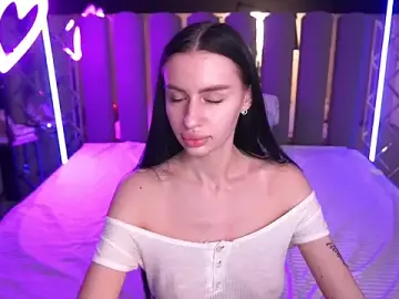 Stripchat Watch Live Sex Cams of Snow_WhiteeeX