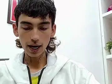 Stripchat Free Live Porn of ttimy_x_boy