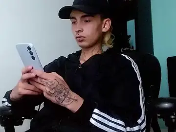 Stripchat Best live sex cam show of ttimy_x_boy