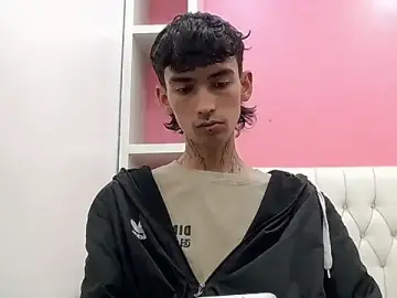 Stripchat Free Live Porn of ttimy_x_boy