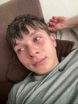 Stripchat Watch Live Sex Cams of MathewCollin