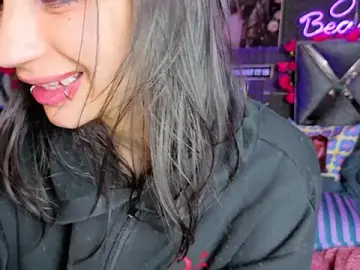 Stripchat Best live sex cam show of SolBeaumont1