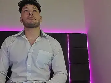 Stripchat Adult Webcam of alejandro__2