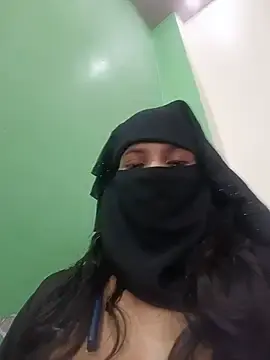 Stripchat Sex Cam of Aafreen_36