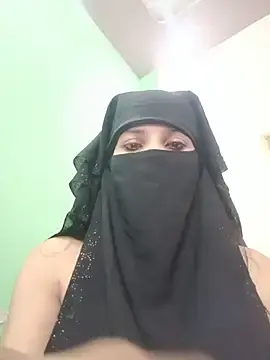 Stripchat Free Porn Cam of Aafreen_36