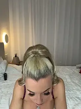 Stripchat Sex Cam of JayJayPink