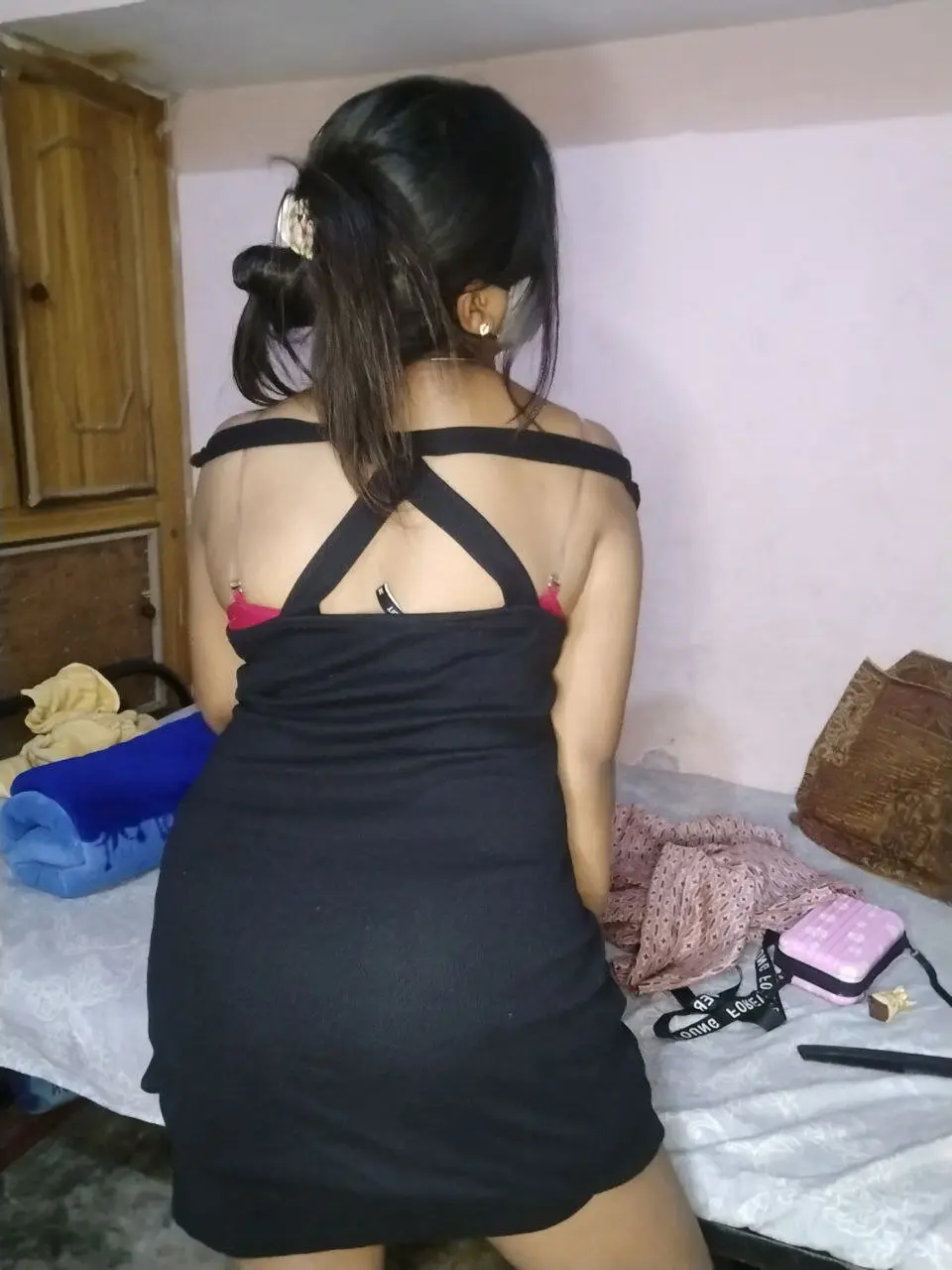 Priya_Strip