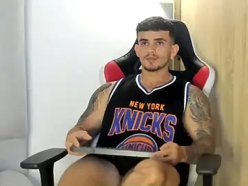 Stripchat Private Sex Chat of Ricardogo19