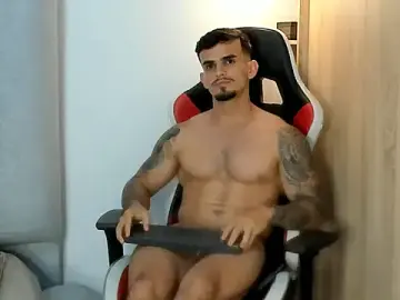 Stripchat Live Sex of Ricardogo19