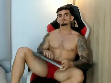 Stripchat Watch Live Sex Cams of Ricardogo19