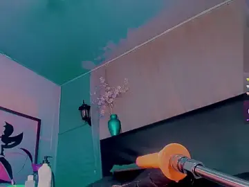 Stripchat Free Live Porn of _ChanellR_