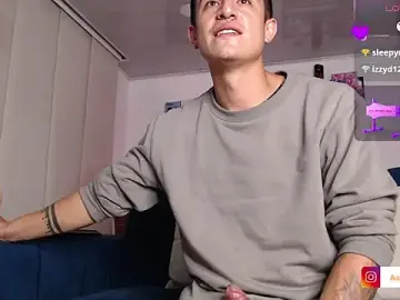 Stripchat Free Live Porn of ashely_ryan24