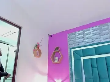 Stripchat Live Porn of LORENSCOLLINS