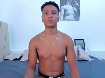 Stripchat Live Porn of MagnusKing_