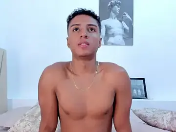 Stripchat Adult Video Chat of MagnusKing_