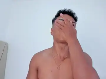 Stripchat Best live sex cam show of MagnusKing_