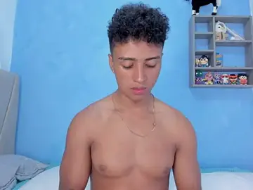 Stripchat Live Sex of MagnusKing_