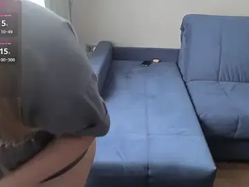 Stripchat Nude Webcam of MilaaMilaa