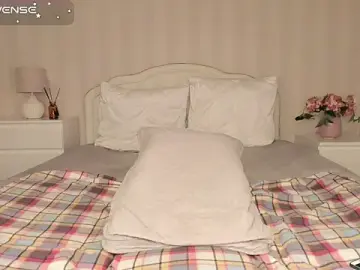 Stripchat Sex Cam of Nicky_Stone