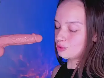Stripchat Free Porn Cam of bitchpeace_