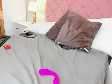 Stripchat Free Porn Cam of Issabella_Roa