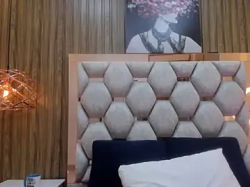 Stripchat Live Sex of isa_lancaster