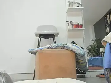 Stripchat Sex Cam of isa_lancaster