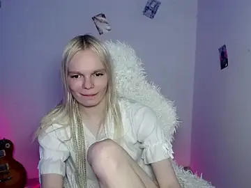 Stripchat Watch Live Sex Cams of Emily_Nyaffee