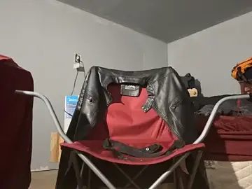 Stripchat Free Live Porn of MIGHTYDEMONXXX