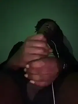 Stripchat Best Webcam of MIGHTYDEMONXXX