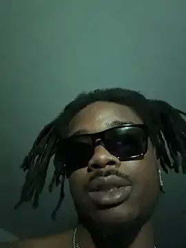 Stripchat Nude Webcam of MIGHTYDEMONXXX