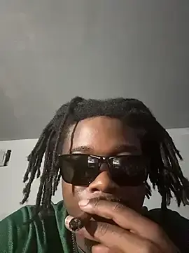 Stripchat Live Sex Cam of MIGHTYDEMONXXX