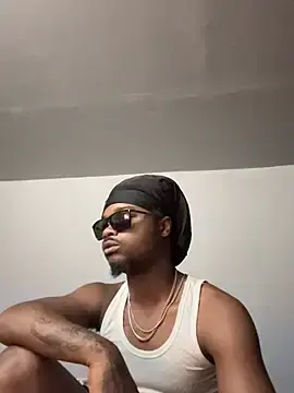 Stripchat Sex Cam of MIGHTYDEMONXXX