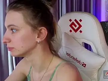 Stripchat Live Sex Cam of kaleriyaa_